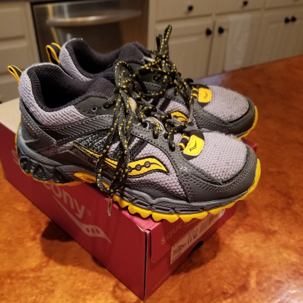 Saucony Toddler Boy Size 11 "Excursion" Shoes
